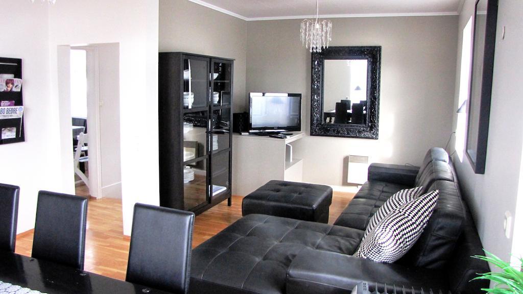 Halllandsnes Apartments อาคูเรย์รี ห้อง รูปภาพ